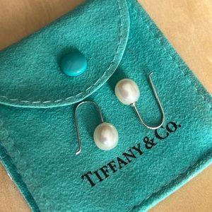 Iridesse by Tiffany & Co Pearl Earrings Akoya Estate 585 14k White Gold …